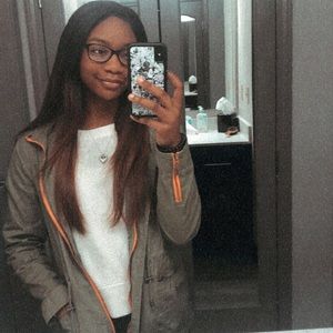 Meet your Posher, Jessica